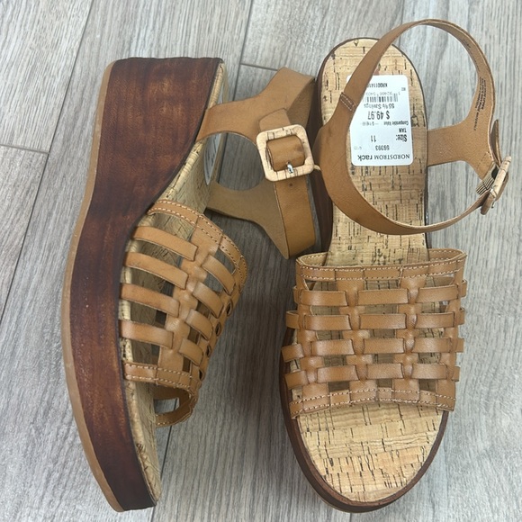 New nwt Korks by Kork-Ease Marley Tan Platform Sandals Women's Size 11 - Picture 7 of 9